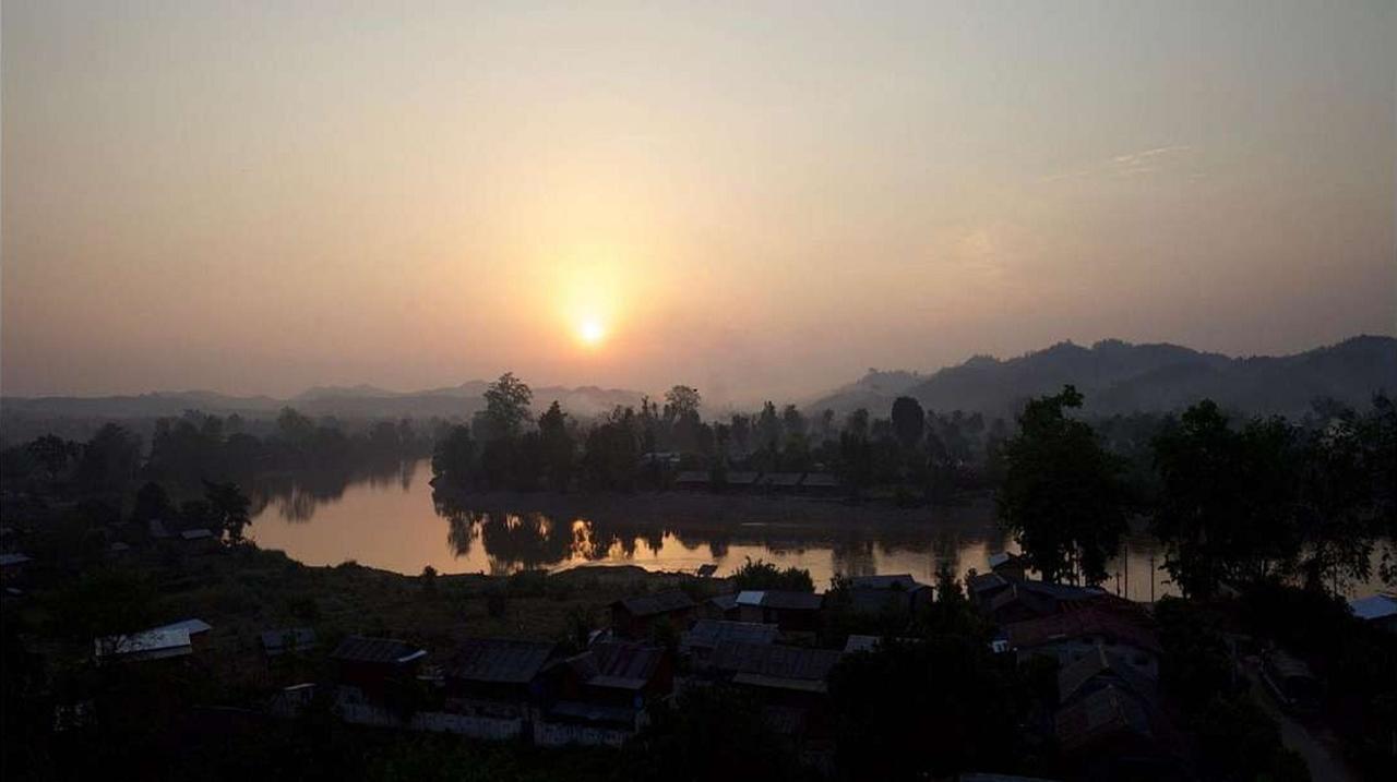 Red Dragon Hotel Hsipaw Kültér fotó
