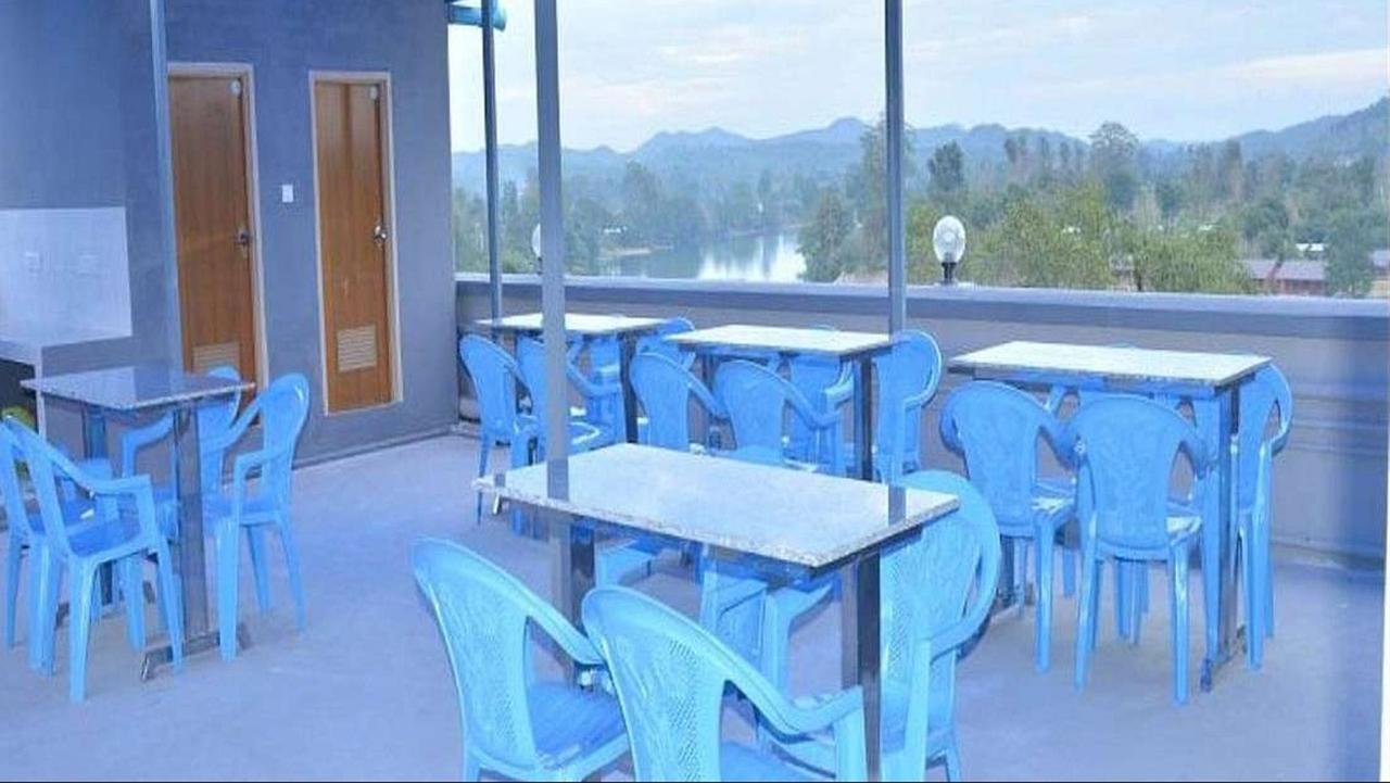 Red Dragon Hotel Hsipaw Kültér fotó